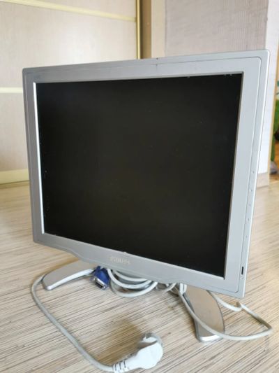 Лот: 19953388. Фото: 1. Монитор Philips 170C5. ЖК-мониторы