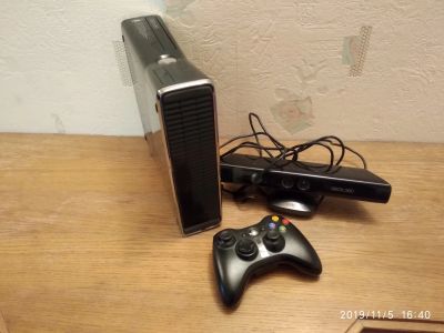 Лот: 14950050. Фото: 1. Xbox 360 + kinect + игры. Игры для консолей