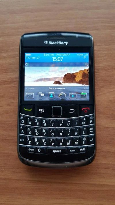 Лот: 10666571. Фото: 1. Blackberry 9700. Смартфоны