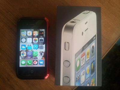Лот: 5164638. Фото: 1. iphone 4 32 gb. Смартфоны