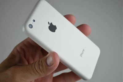 Лот: 4951503. Фото: 1. Iphone 5с 32gb Lte Полный комплект... Смартфоны