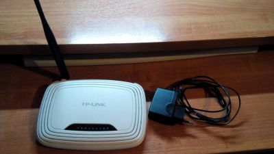Лот: 6941393. Фото: 1. Роутер TP-LINK TL-WR740N. Маршрутизаторы (роутеры)