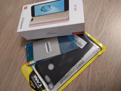 Лот: 14034405. Фото: 1. Xiaomi Mi A1. Смартфоны