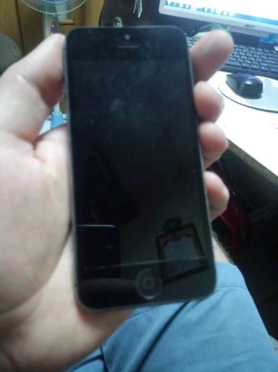 Лот: 16201094. Фото: 1. Смартфон Apple Iphone 5 неисправный... Смартфоны