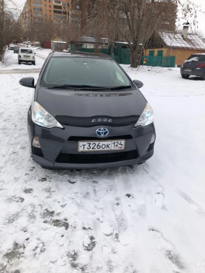 Лот: 20030364. Фото: 1. Toyota aqua. Автомобили