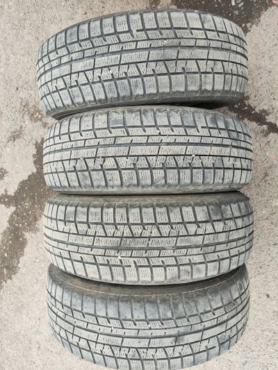 Лот: 25783640. Фото: 1. Yokohama Ice Guard IG50 Plus 175... Шины