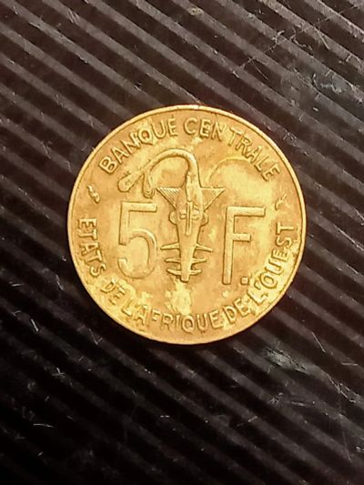 Лот: 19549475. Фото: 1. Монета Западной Африки 5 франков... Африка