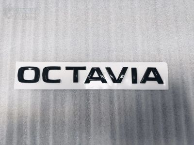Лот: 18820253. Фото: 1. Шильдик Octavia Skoda на багажник... Детали тюнинга