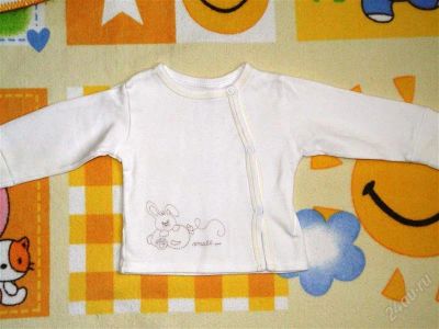 Лот: 1421411. Фото: 1. Нежная кофточка на кнопках, с... Ползунки, распашонки, слипы