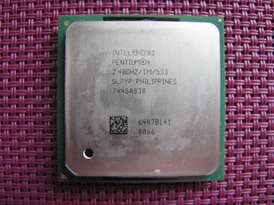 Лот: 25797369. Фото: 1. Процессор Intel pentium 4 SL7YP... Процессоры