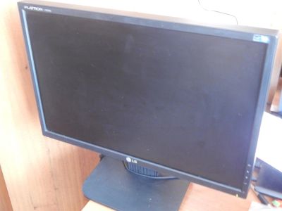 Лот: 3805079. Фото: 1. Монитор LG Flatron L192WS(обменяю... ЖК-мониторы