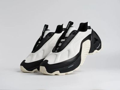 Лот: 25530821. Фото: 1. Кроссовки Adidas Edge Runner. Кеды, кроссовки, слипоны