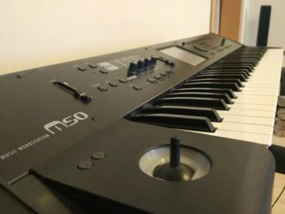 Лот: 6637671. Фото: 1. KORG M50 + Подставка + Наушники... Клавишные