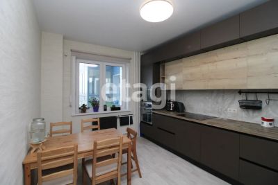 Лот: 25393604. Фото: 1. 3-комн. квартира , Красноярск... Квартиры, студии