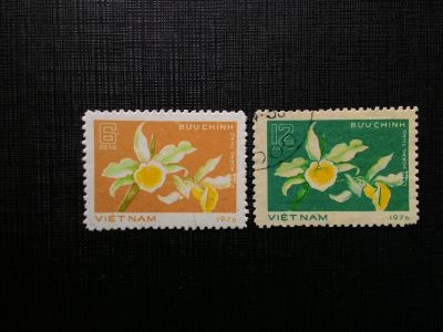 Лот: 14462196. Фото: 1. 1977. Вьетнам. Цветы. Полная серия. Марки
