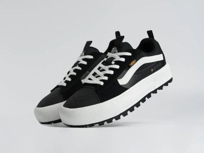 Лот: 25530681. Фото: 1. Кеды VANS Old Skool MTE-1. Кеды, кроссовки, слипоны