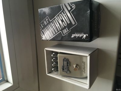 Лот: 13041911. Фото: 1. Marshall JH-1 the jackhammer. Гитарные эффекты и комбоусилители