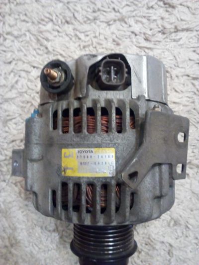 Лот: 10395871. Фото: 1. Генератор Toyota Denso 27060-28160... Электроприборы для автомобиля