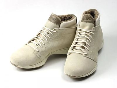 Лот: 6131876. Фото: 1. Кроссовки утепленные Reebok Easytone... Кеды, кроссовки, слипоны
