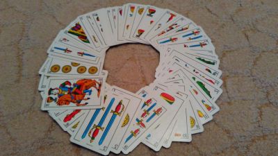 Лот: 8887536. Фото: 1. Испанская колода игральных карт... Настольные игры, карты