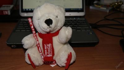 Лот: 5732849. Фото: 1. Медведь белый Coca-Cola Sochi... Другое (сувениры, подарки)