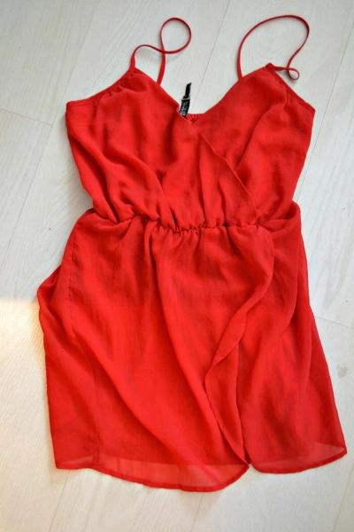 Лот: 5835949. Фото: 1. Платье Bershka. Платья