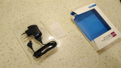 Лот: 11361627. Фото: 1. Сетевая зарядка Deppa для сотового... Зарядные устройства, блоки питания, адаптеры сетевые для смартфонов