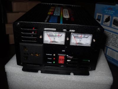 Лот: 3414886. Фото: 1. Инвертор 12-220v 1000W с зарядным... Электроприборы для автомобиля