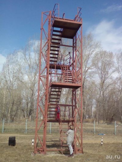 Лот: 9510182. Фото: 1. железная лестница (вышка). Другое (строительство и ремонт)