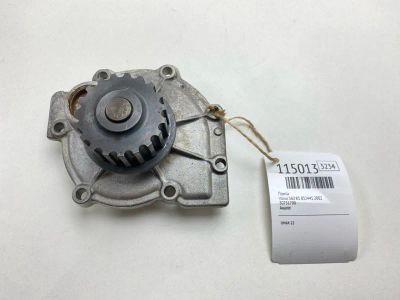Лот: 25529836. Фото: 1. Помпа Volvo S60 2002 30751700... Двигатель и элементы двигателя