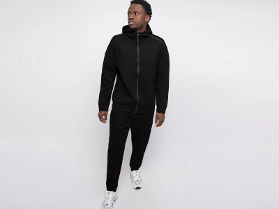 Лот: 24977649. Фото: 1. Спортивный костюм Adidas. Спортивные костюмы