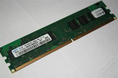 Лот: 2007705. Фото: 1. Память "Samsung" 1GB 1Rx8 PC2-6400U-666-12-ZZ. Оперативная память