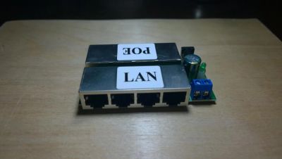 Лот: 5641051. Фото: 1. 4 Портовый POE инжектор. Другое (сетевые устройства)