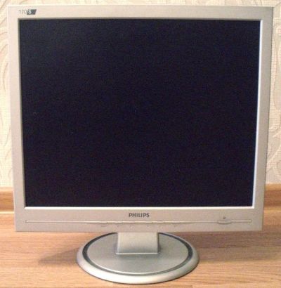 Лот: 11185712. Фото: 1. LCD монитор 17" Philips 170S5. ЖК-мониторы