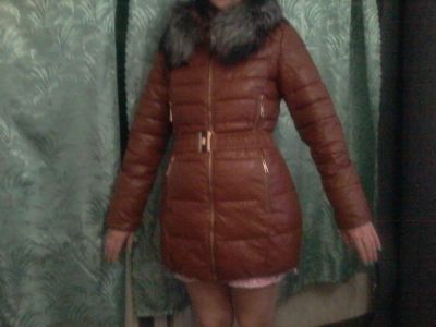 Лот: 4540211. Фото: 1. продам пуховик за 3700 и шапку... Верхняя одежда