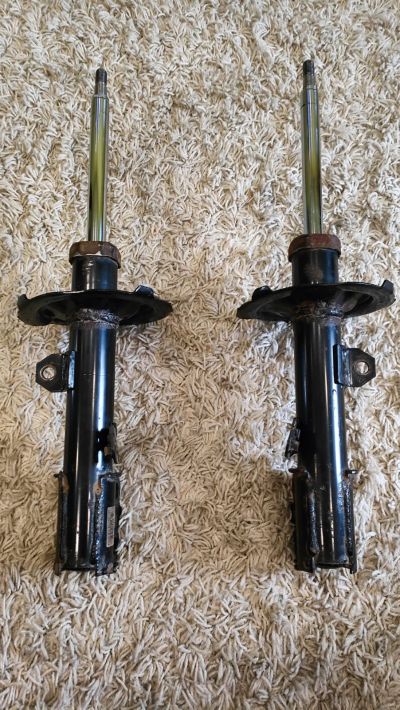 Лот: 19234453. Фото: 1. Стойки /gas/ FR-L Toyota lexus... Ходовая, подвеска, рулевое управление