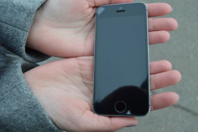 Лот: 13342228. Фото: 1. Iphone 5S 16GB. Смартфоны