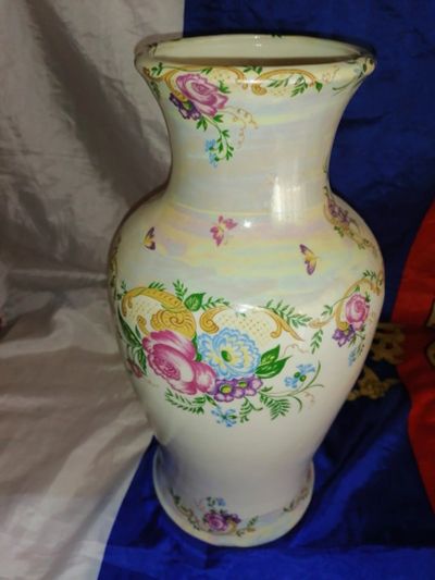 Лот: 15912829. Фото: 1. Ваза фарфоровая. Вазы