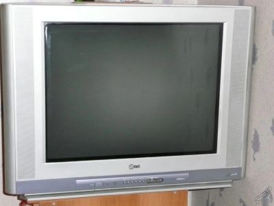 Лот: 5721173. Фото: 1. Телевизор кинескопный LG (72см... Телевизоры