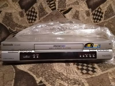 Лот: 17151106. Фото: 1. Видеомагнитофон VHS Panasonic. Видеомагнитофоны
