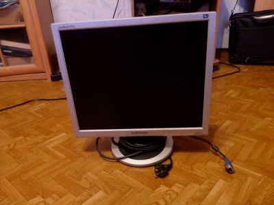 Лот: 4542648. Фото: 1. монитор Samsung SyncMaster 913n. ЖК-мониторы