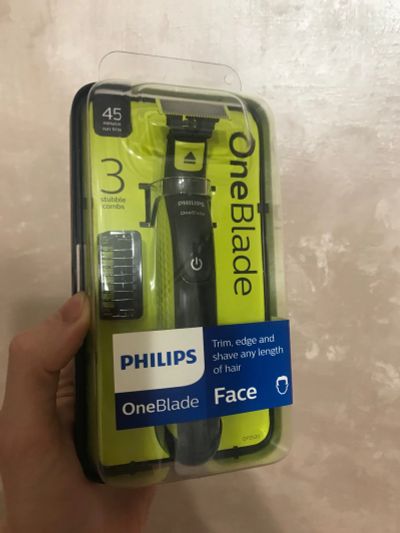 Лот: 21978544. Фото: 1. Триммер Philips OneBlade QP2520... Укладка и стрижка волос, бритьё, эпиляция