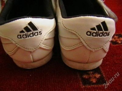Лот: 844236. Фото: 1. кроссовки Adidas новые. Другое (одежда, обувь, галантерея)
