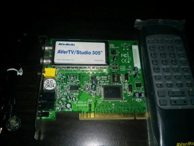 Лот: 5145938. Фото: 1. ТВ-тюнер AverMedia AverTV 305... ТВ-тюнеры и карты захвата