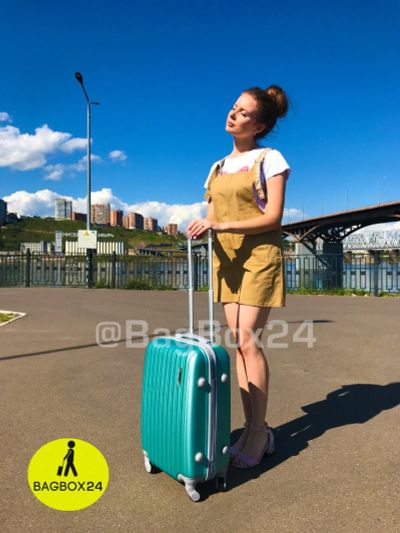 Лот: 17091164. Фото: 1. Чемодан S +. Чемоданы и сумки дорожные