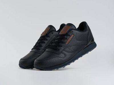 Лот: 25322653. Фото: 1. Кроссовки Reebok Classic. Кеды, кроссовки, слипоны