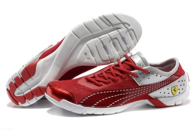 Лот: 4182680. Фото: 1. Кроссовки Puma Ferrari цвет красный. Кеды, кроссовки, слипоны