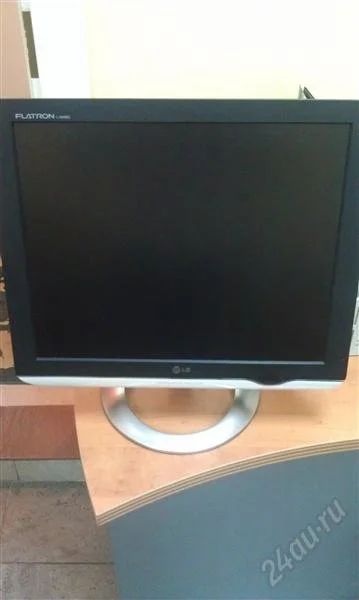 Лот: 2915493. Фото: 1. Продам монитор LG Flatron L1940BQ... ЖК-мониторы