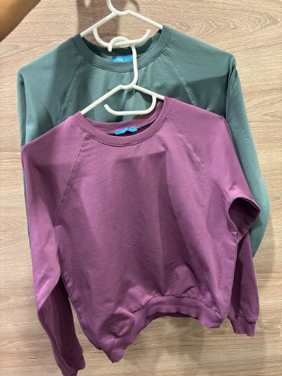 Лот: 25897594. Фото: 1. Свитшоты толстовки на рост 146-... Свитера, худи, толстовки