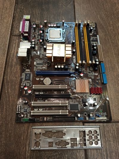 Лот: 15758562. Фото: 1. Материнская плата LGA775 ASUS... Материнские платы
